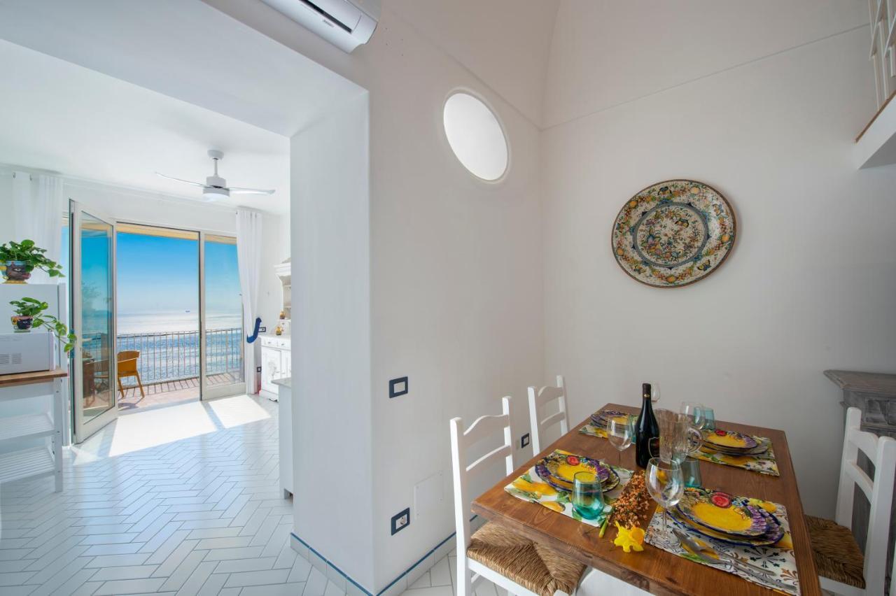 Le Ali Sul Mare,Near Elevator, Few Steps,Parking Villa Positano Exteriör bild